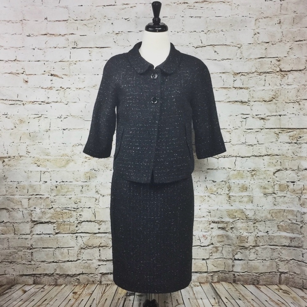 Calvin Klein Black Skirt Business Suit in Size 6 Petite.